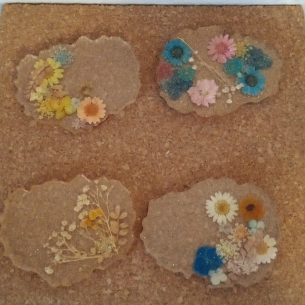 Handmade Resin Coasters with Dried Flowers, Pressed Flower Art, Set of 4